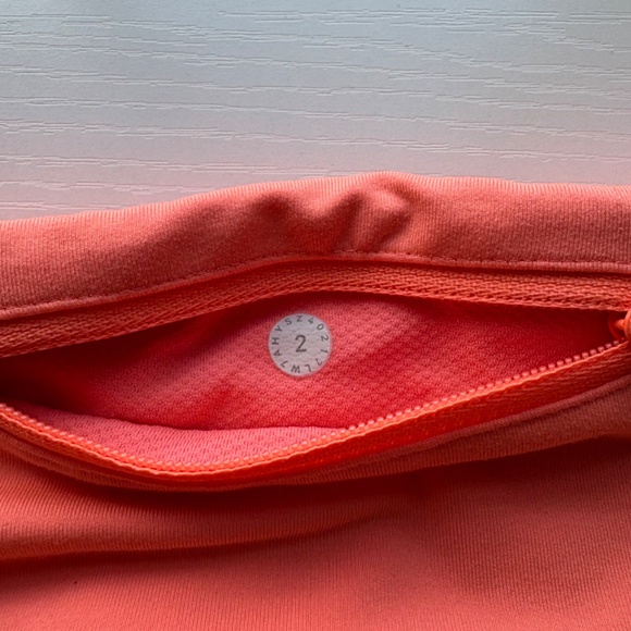 Lululemon Speed Up Short Low rise, 4” length, 2 - Picture 3 of 4